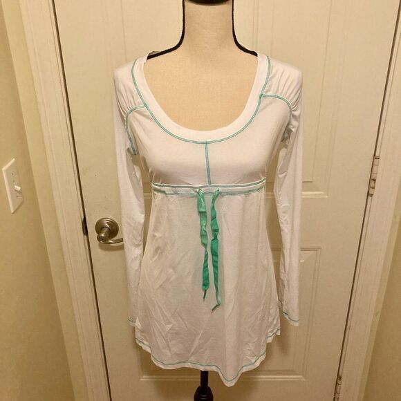 prAna Felicity White and Teal Long Sleeve Lightweight Top - Picture 2 of 8